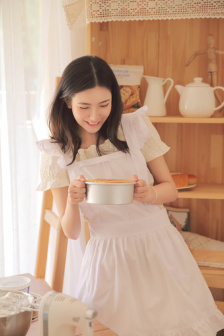 绫波芹