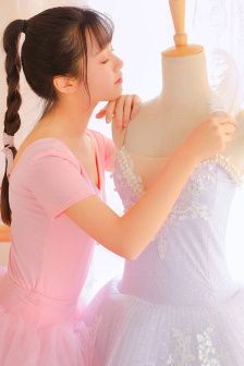 隔壁女孩儿